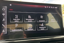 valkoinen Audi A4 2020 kuva 26.