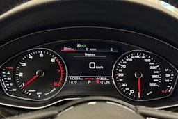 Valkoinen Audi A4 2020 kuva 17.
