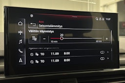 Valkoinen Audi A4 2020 kuva 34.