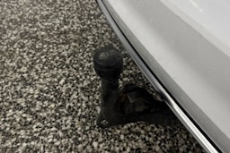 Valkoinen Audi A4 2020 kuva 40.