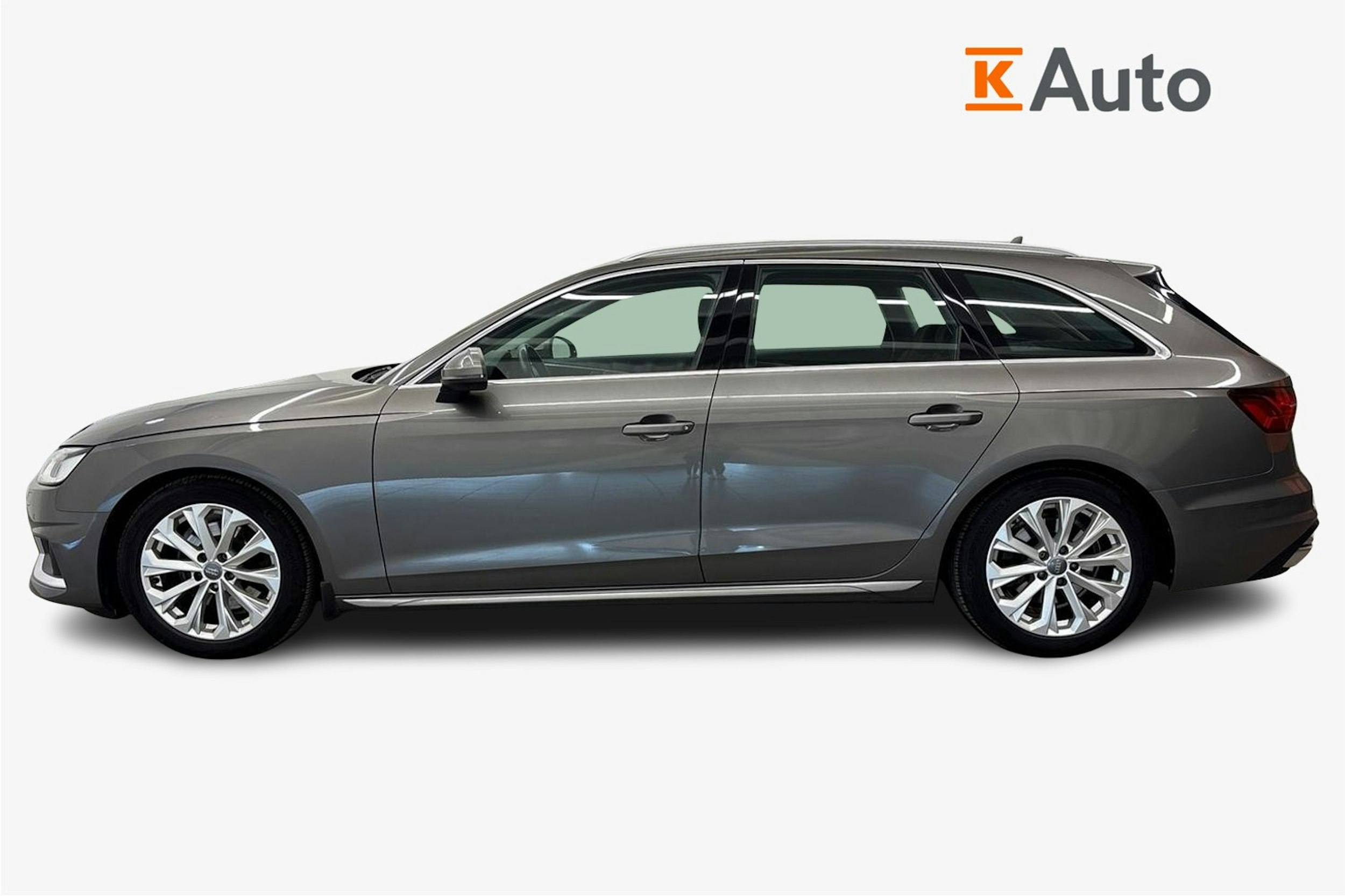 vihreä Audi A4 2020 kuva 6.