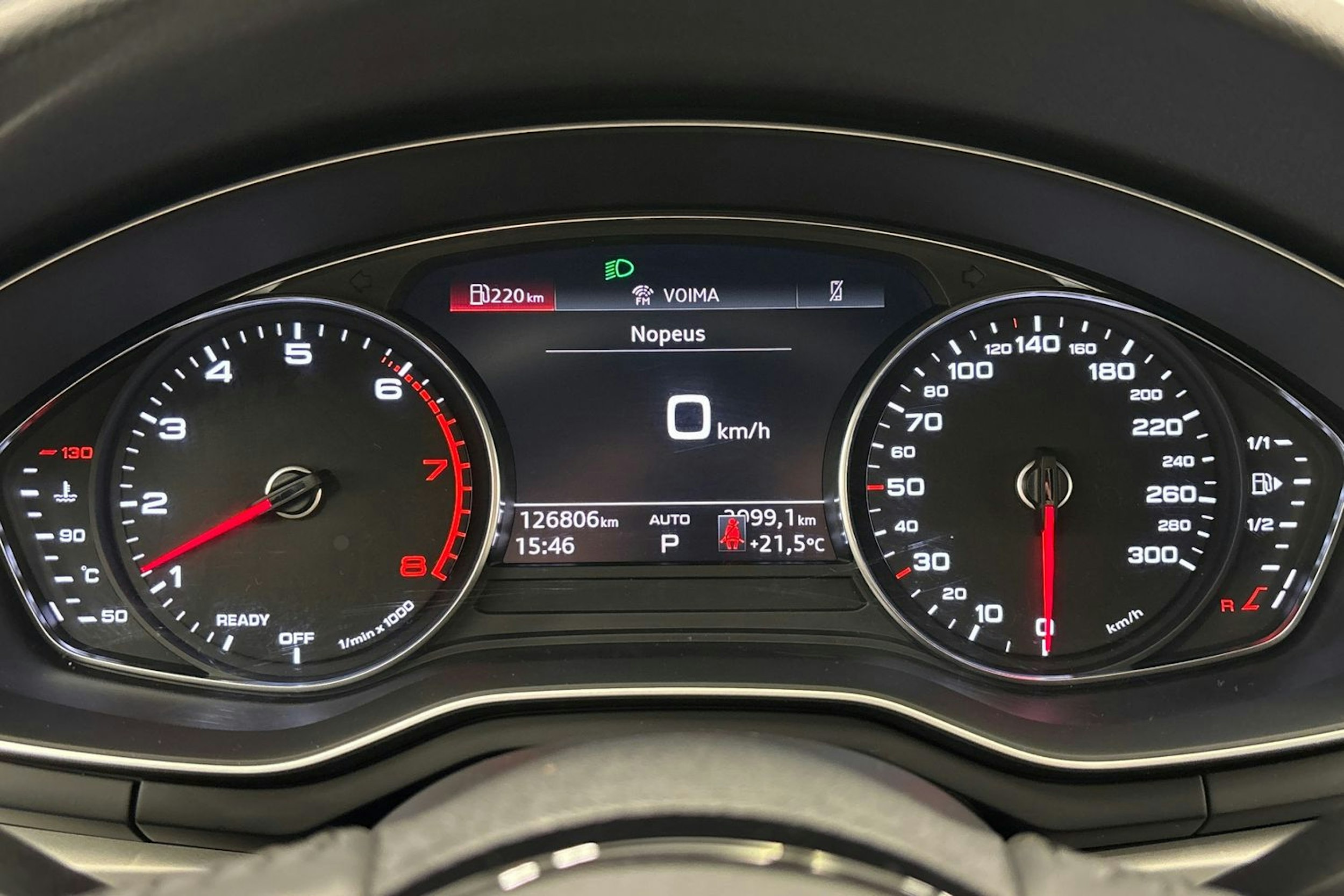 vihreä Audi A4 2020 kuva 19.