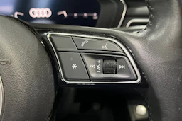 Valkoinen Audi A4 2020 kuva 15.