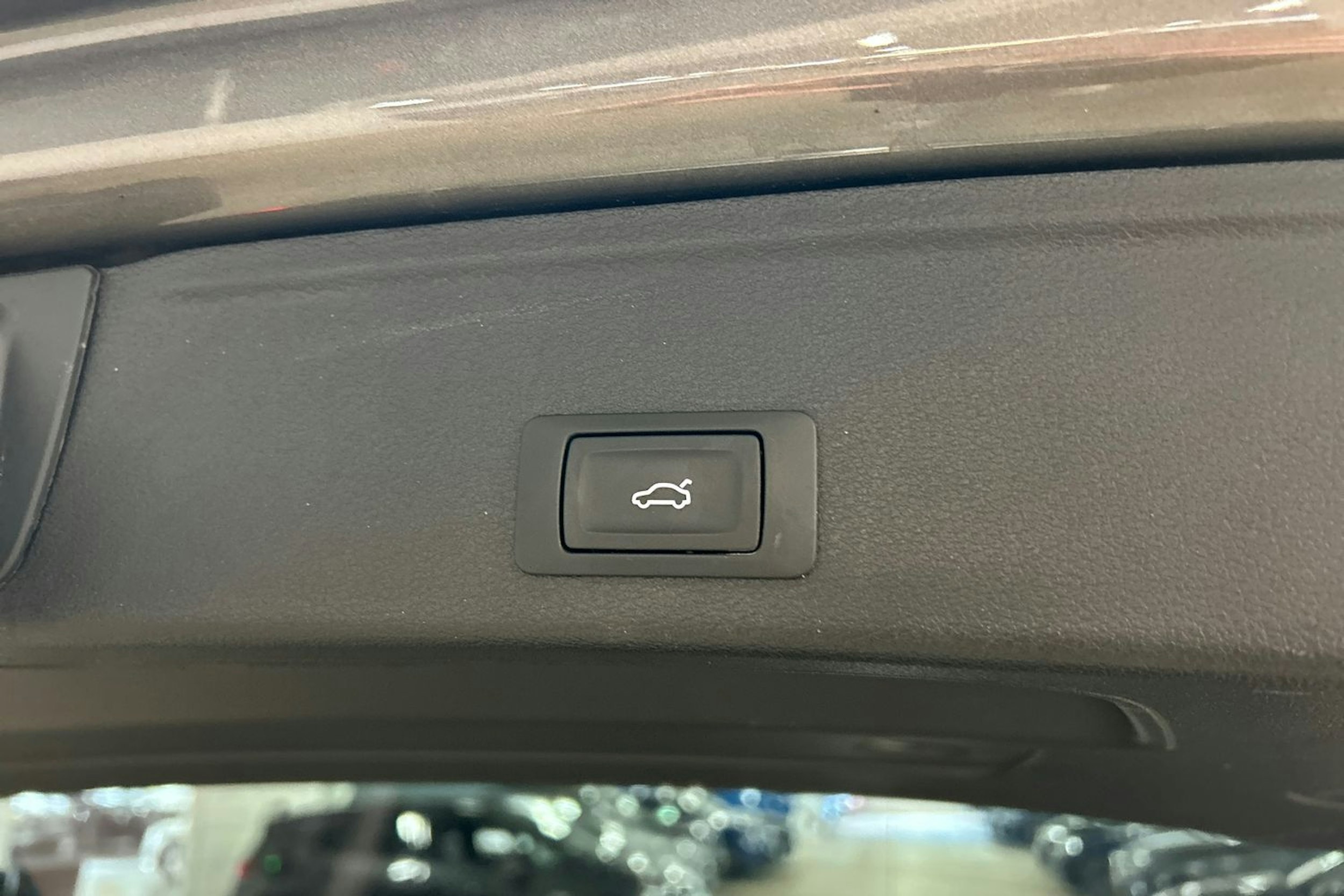 harmaa Audi A4 2020 kuva 15.
