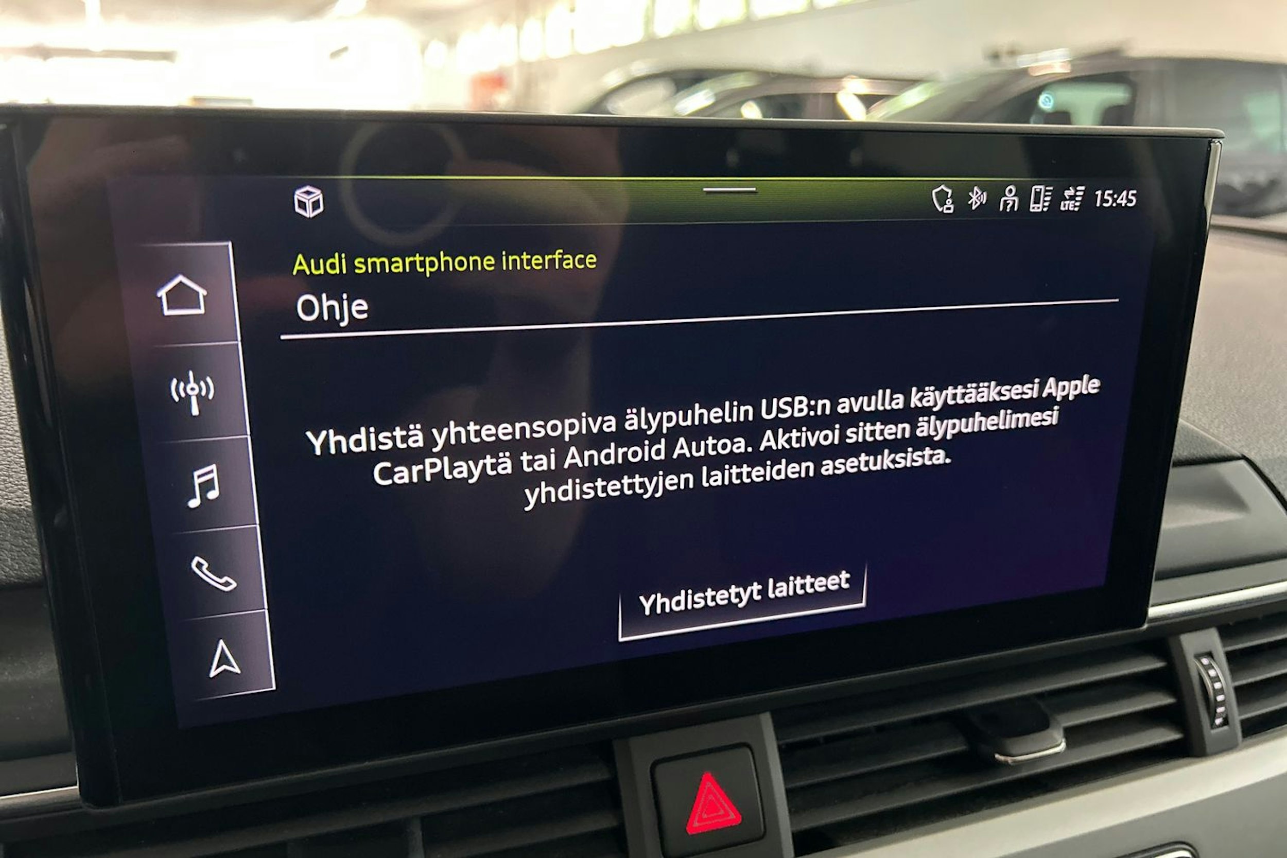 harmaa Audi A4 2020 kuva 24.