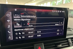 harmaa Audi A4 2020 kuva 27.