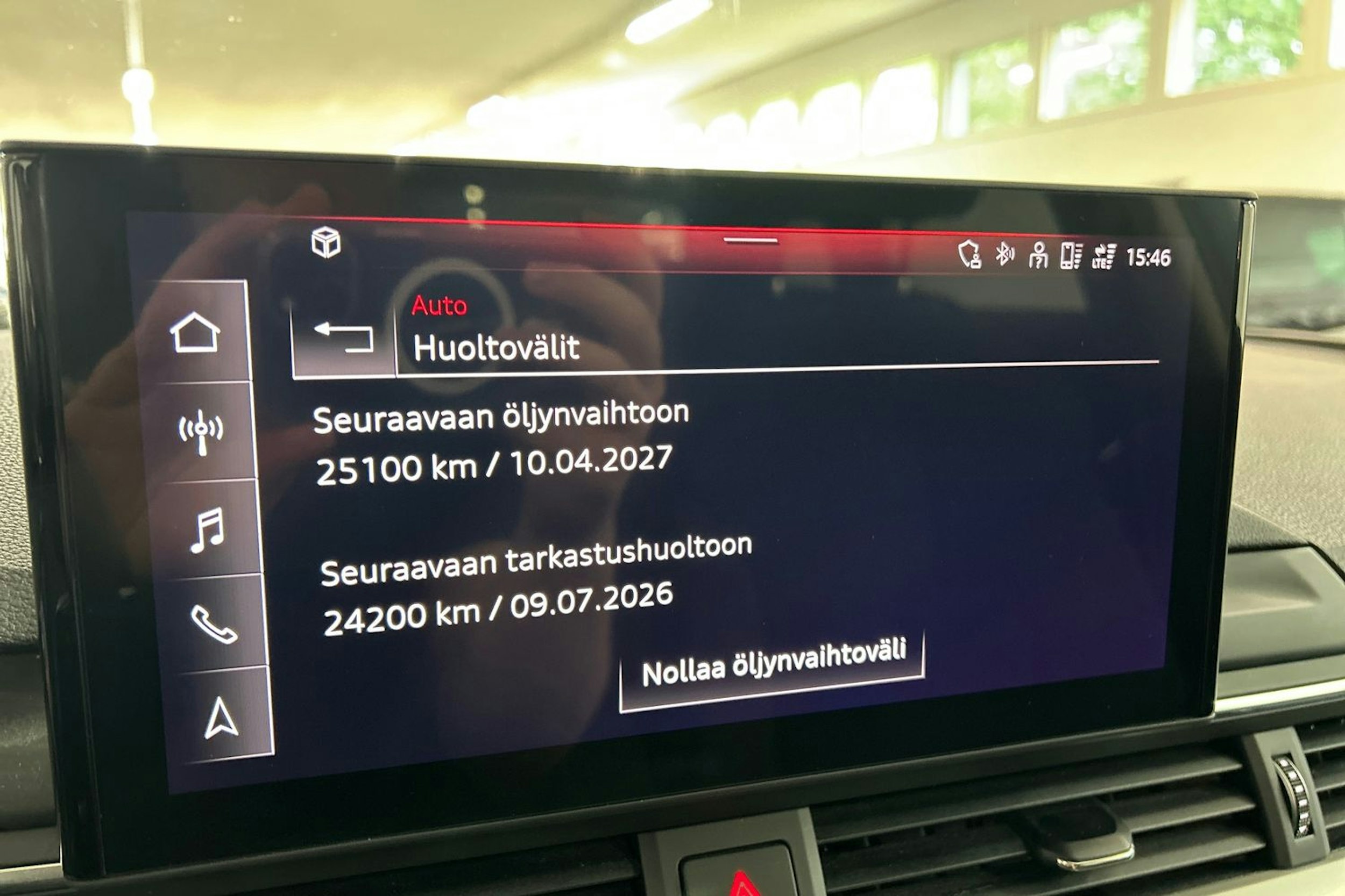 harmaa Audi A4 2020 kuva 29.