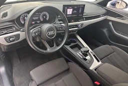 sininen Audi A4 2021 kuva 6.