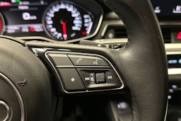 valkoinen Audi A4 2020 kuva 29.