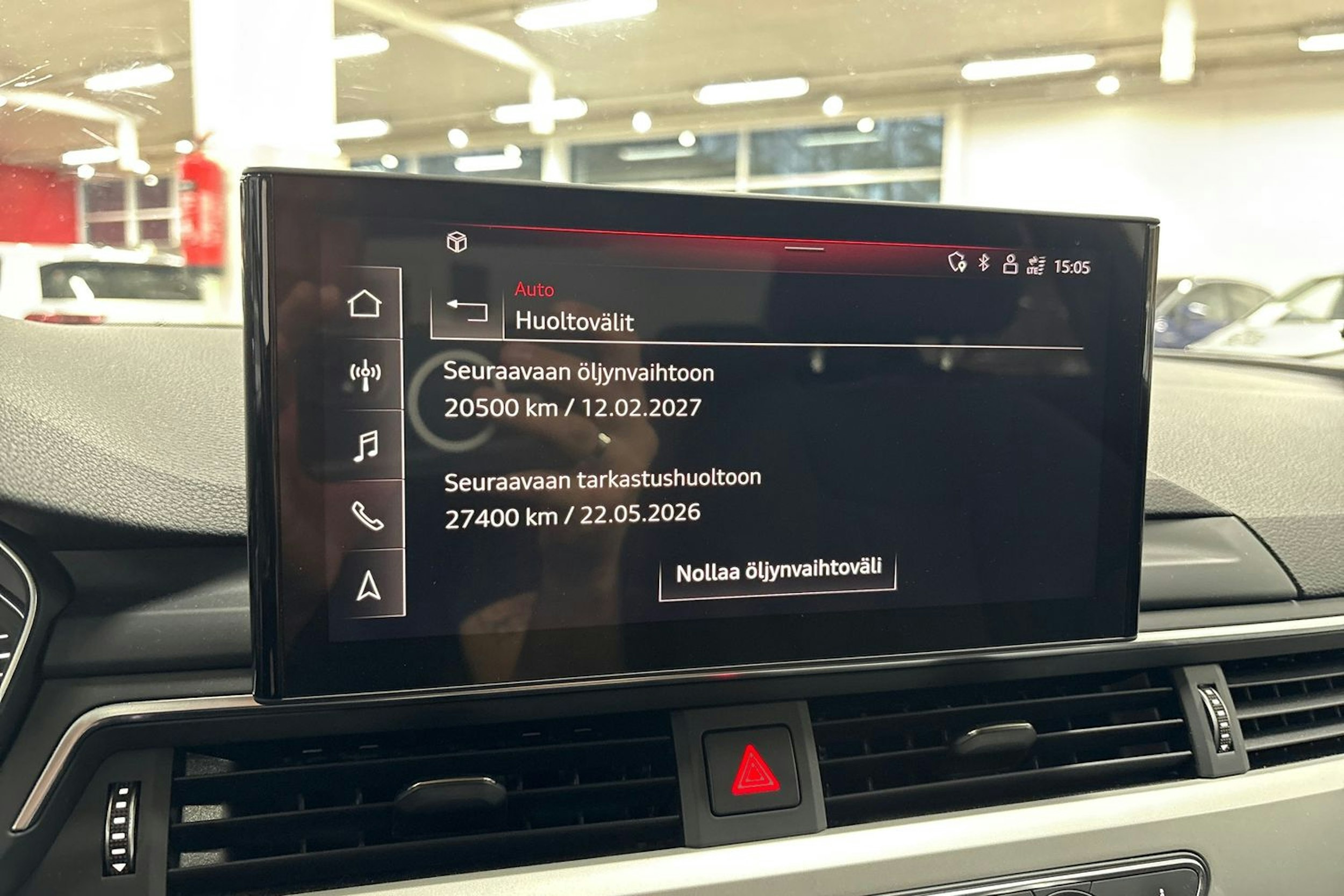 valkoinen Audi A4 2020 kuva 21.