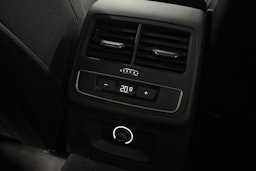 valkoinen Audi A4 2020 kuva 27.