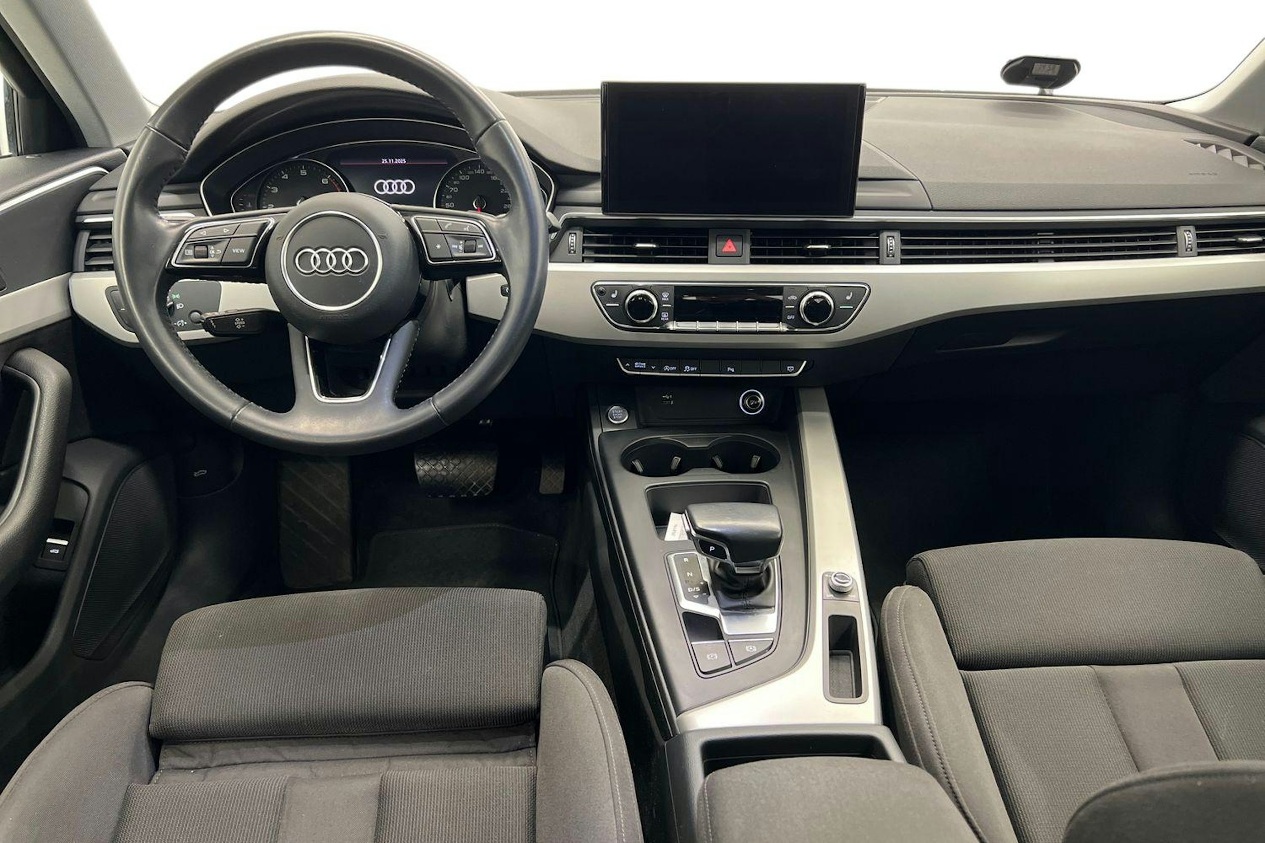 Vihreä Audi A4 2020 kuva 7.