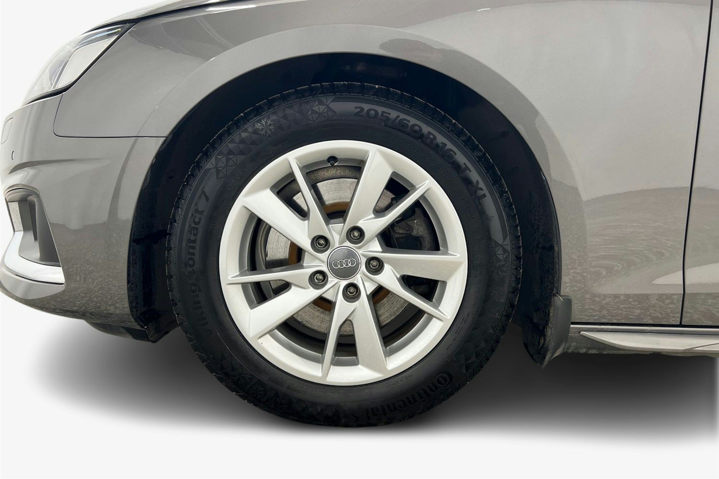 Vihreä Audi A4 2020 kuva 9.