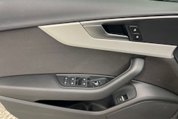 Vihreä Audi A4 2020 kuva 19.