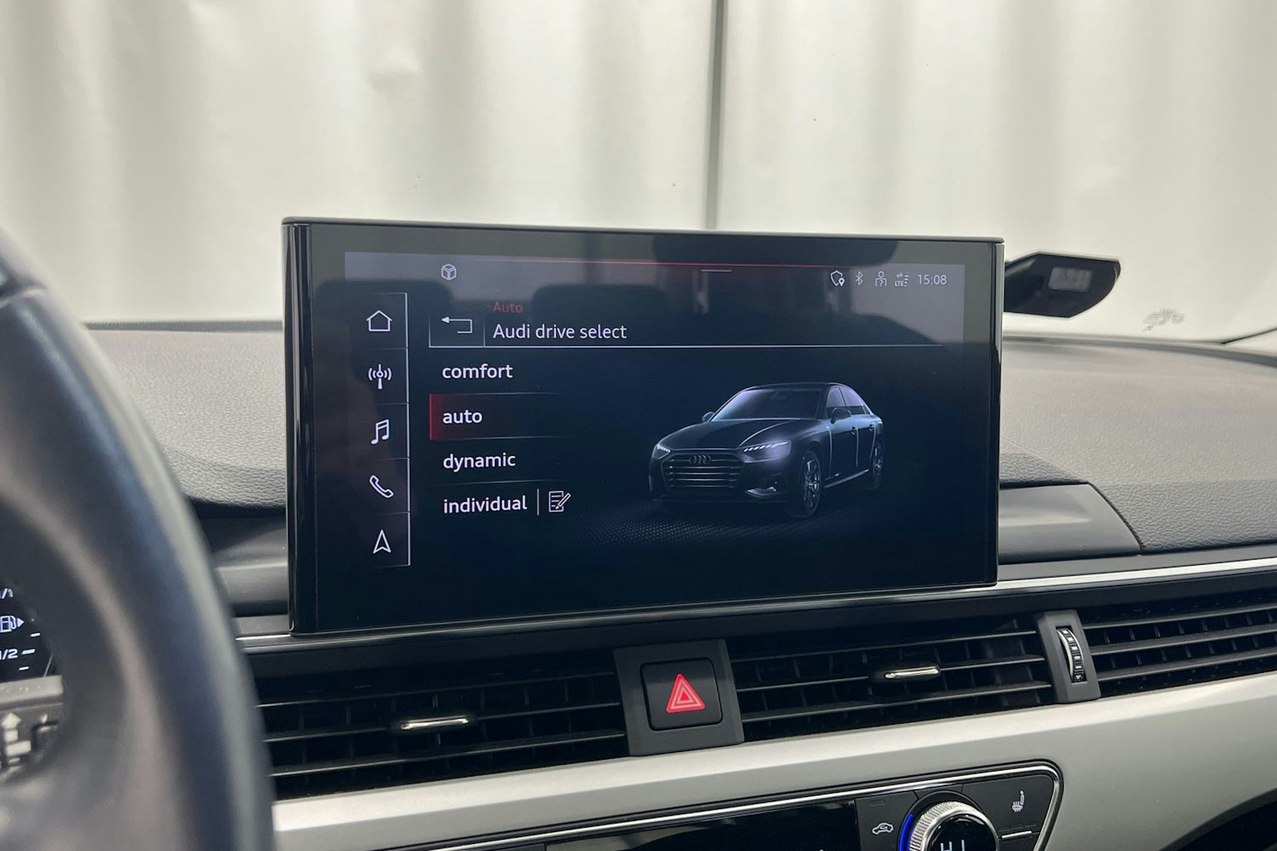 Vihreä Audi A4 2020 kuva 21.