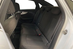 valkoinen Audi A4 2020 kuva 8.