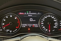 valkoinen Audi A4 2020 kuva 13.