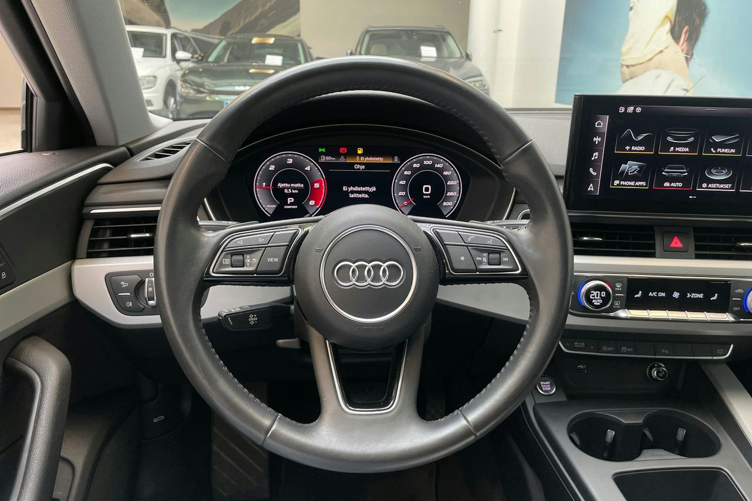 valkoinen Audi A4 2020 kuva 22.