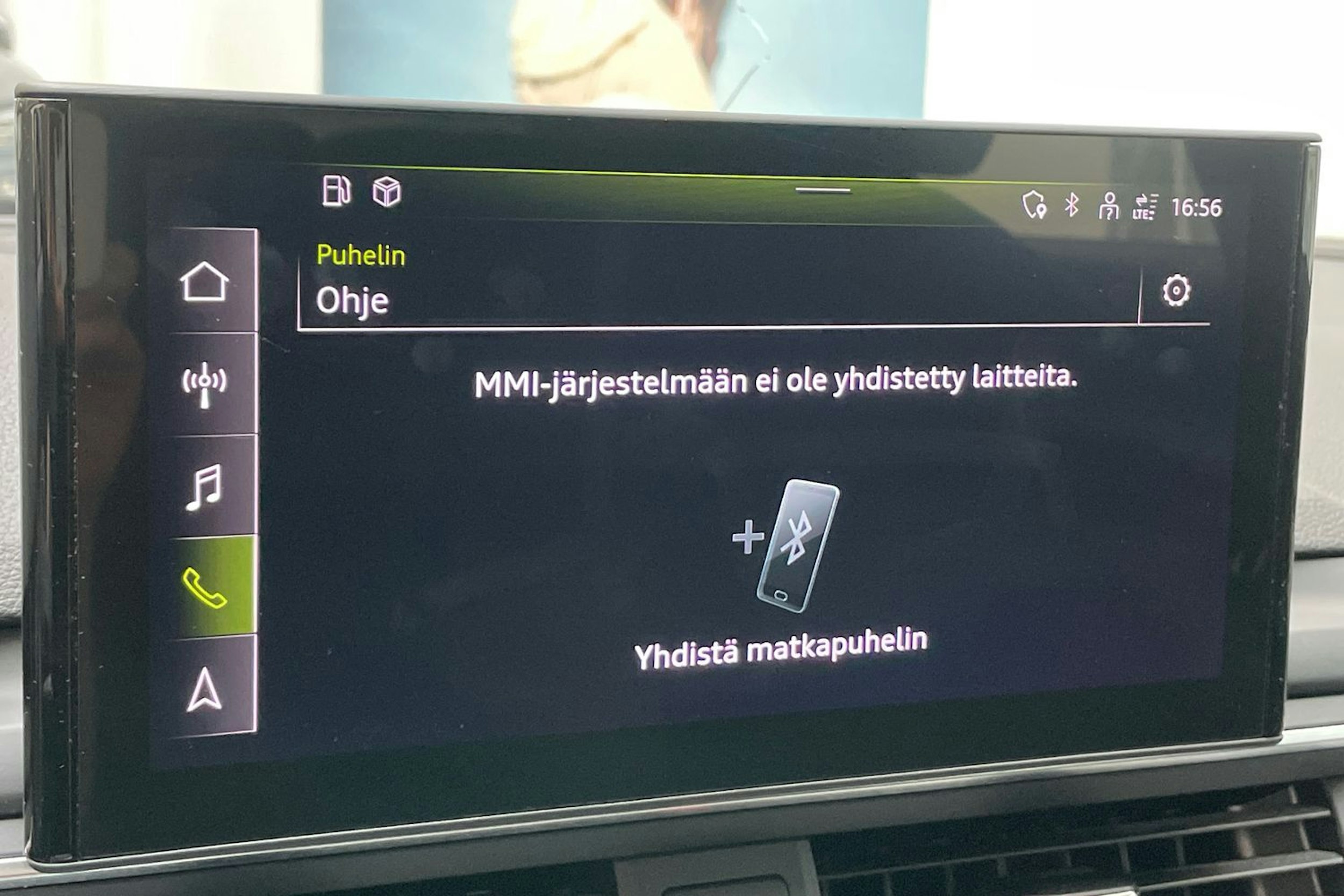 valkoinen Audi A4 2020 kuva 28.