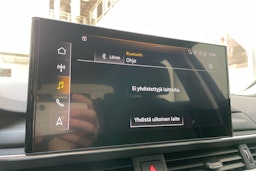 musta Audi A4 2020 kuva 26.