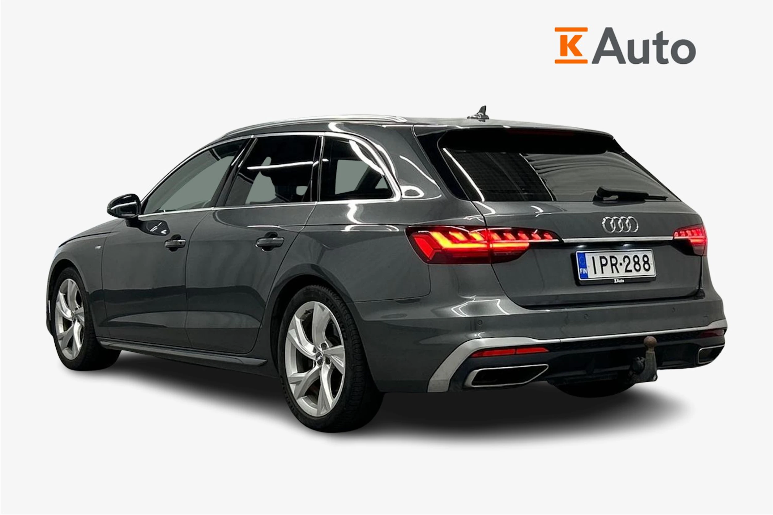 harmaa Audi A4 2020 kuva 2.