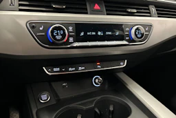 harmaa Audi A4 2020 kuva 25.