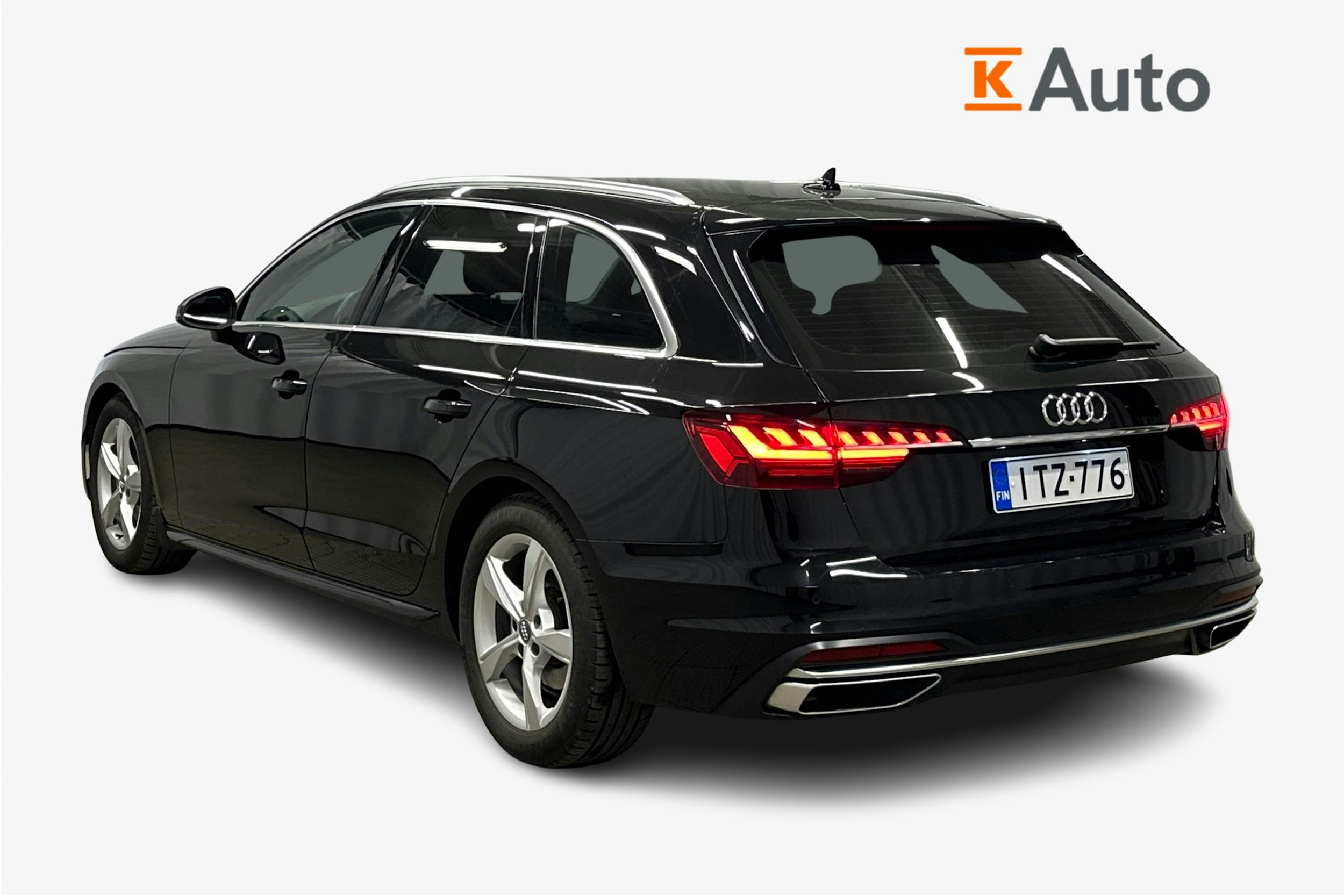 musta Audi A4 2020 kuva 2.