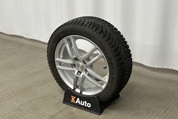 musta Audi A4 2020 kuva 13.