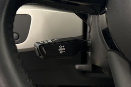 Sininen Audi A4 2020 kuva 16.