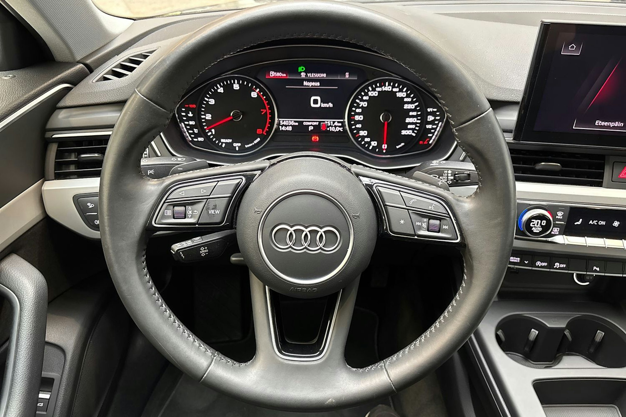 hopea Audi A4 2020 kuva 16.