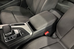 hopea Audi A4 2020 kuva 24.