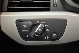 musta Audi A4 2020 kuva 19.