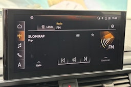 musta Audi A4 2020 kuva 24.