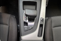 musta Audi A4 2020 kuva 31.