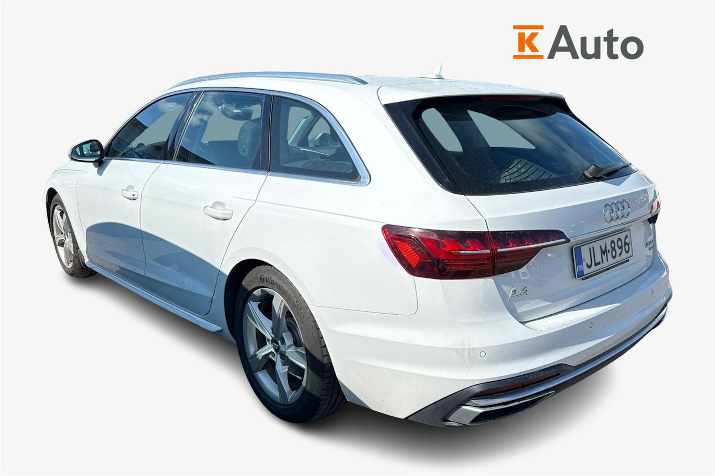 Valkoinen Audi A4 2020 kuva 2.