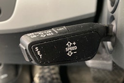 met. sininen Audi A4 2020 kuva 16.