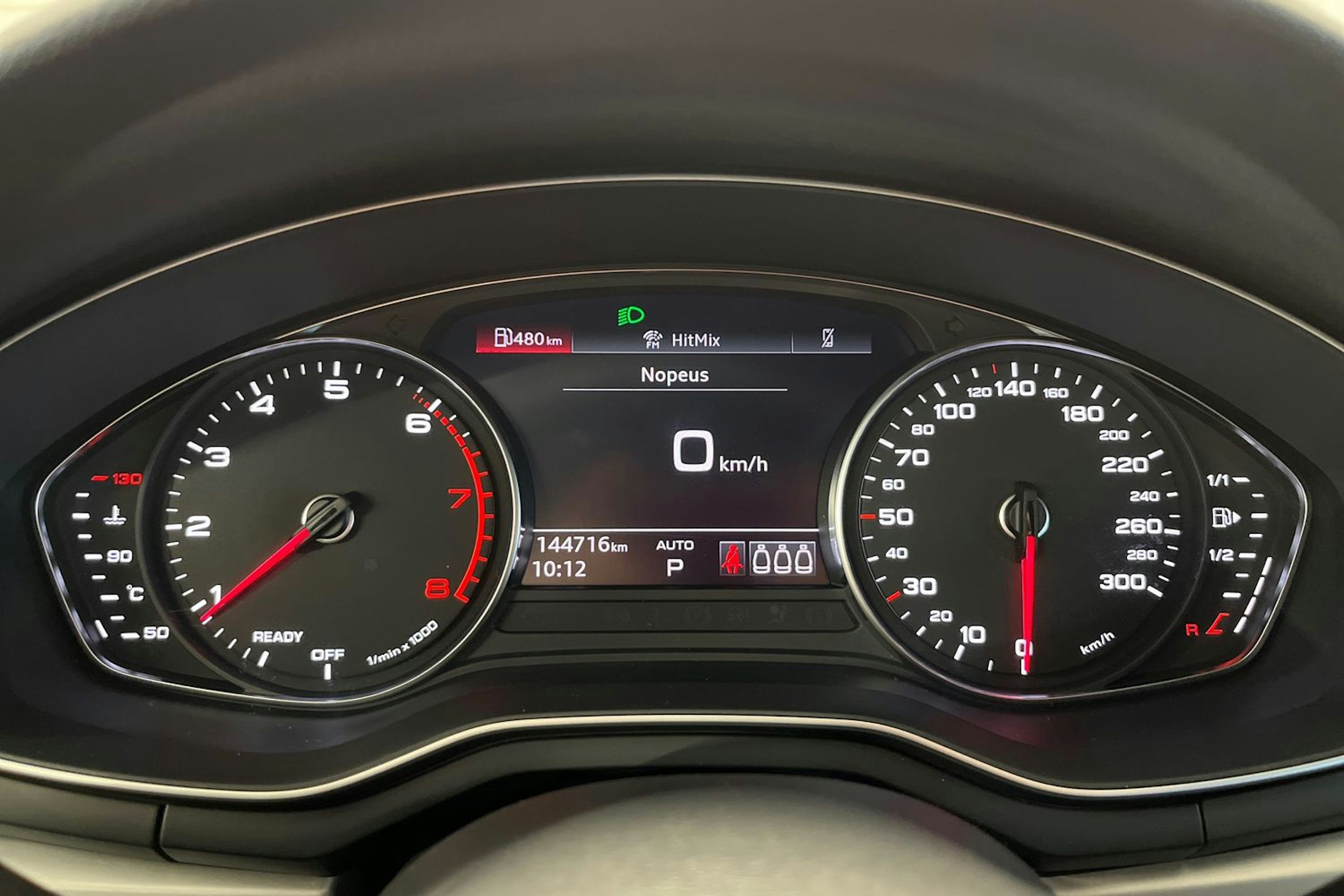 Valkoinen Audi A4 2020 kuva 20.