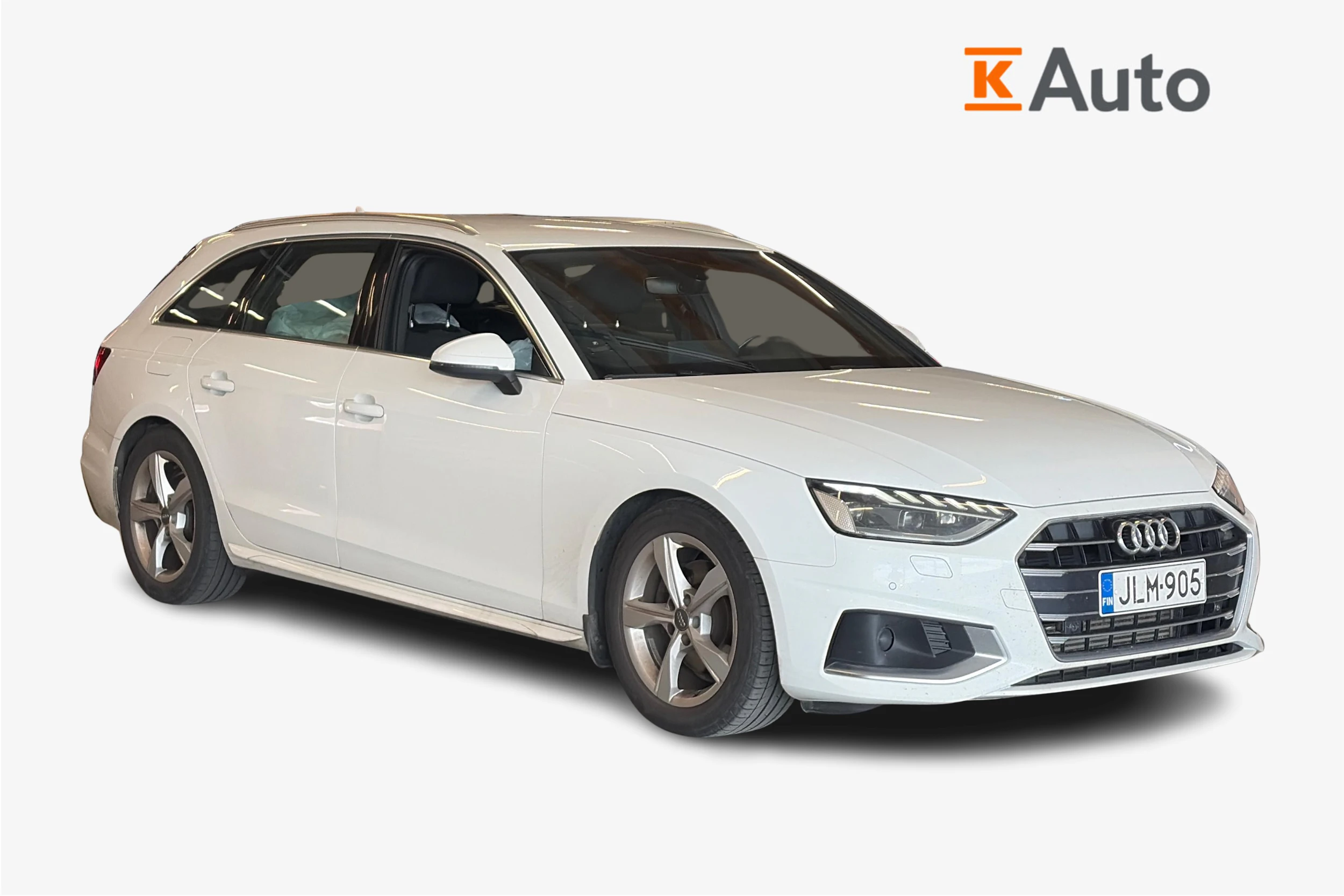 valkoinen Audi A4 2020 kuva 1.