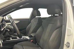 valkoinen Audi A4 2020 kuva 6.