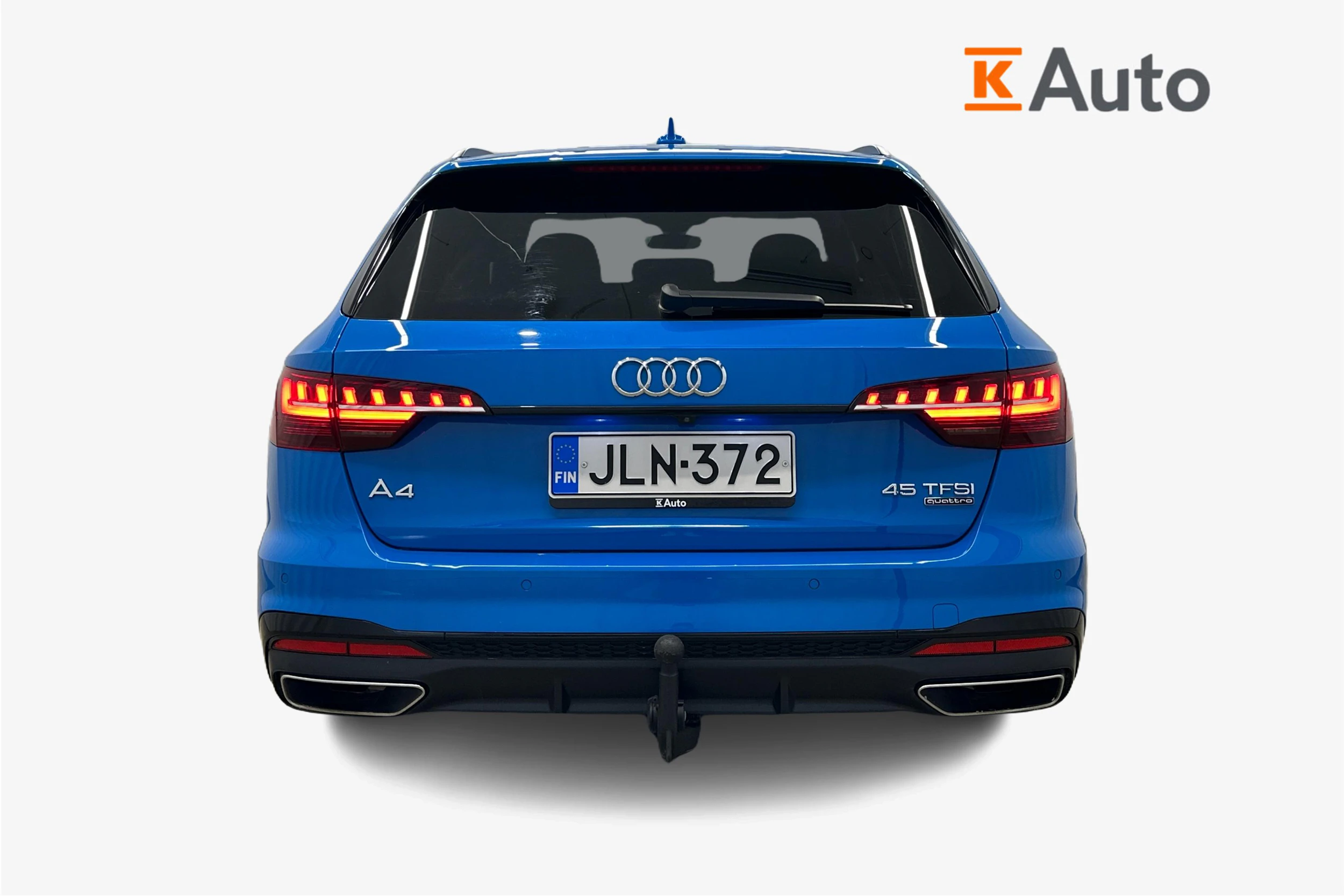 sininen Audi A4 2020 kuva 3.