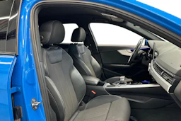 sininen Audi A4 2020 kuva 7.