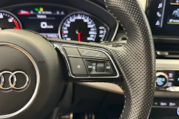 sininen Audi A4 2020 kuva 14.