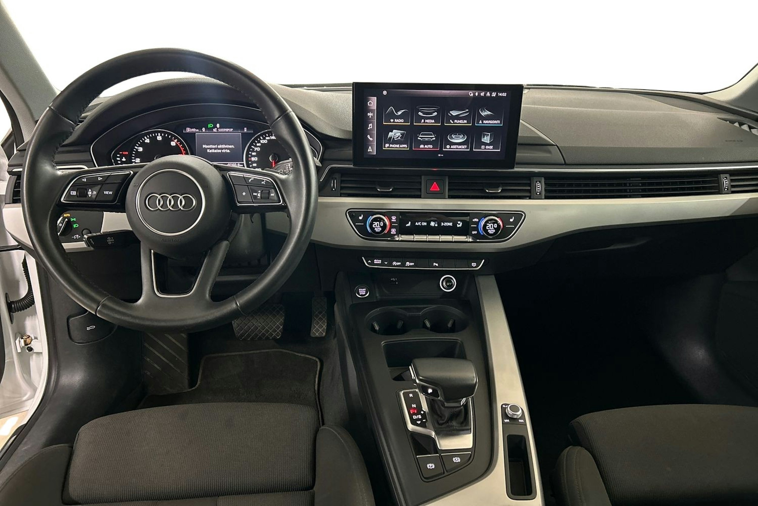 Valkoinen Audi A4 2020 kuva 9.