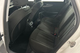 Valkoinen Audi A4 2020 kuva 10.