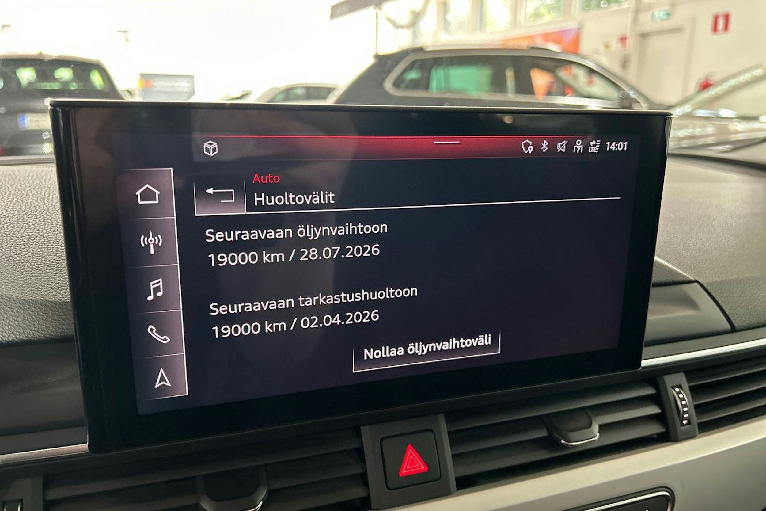Valkoinen Audi A4 2020 kuva 22.