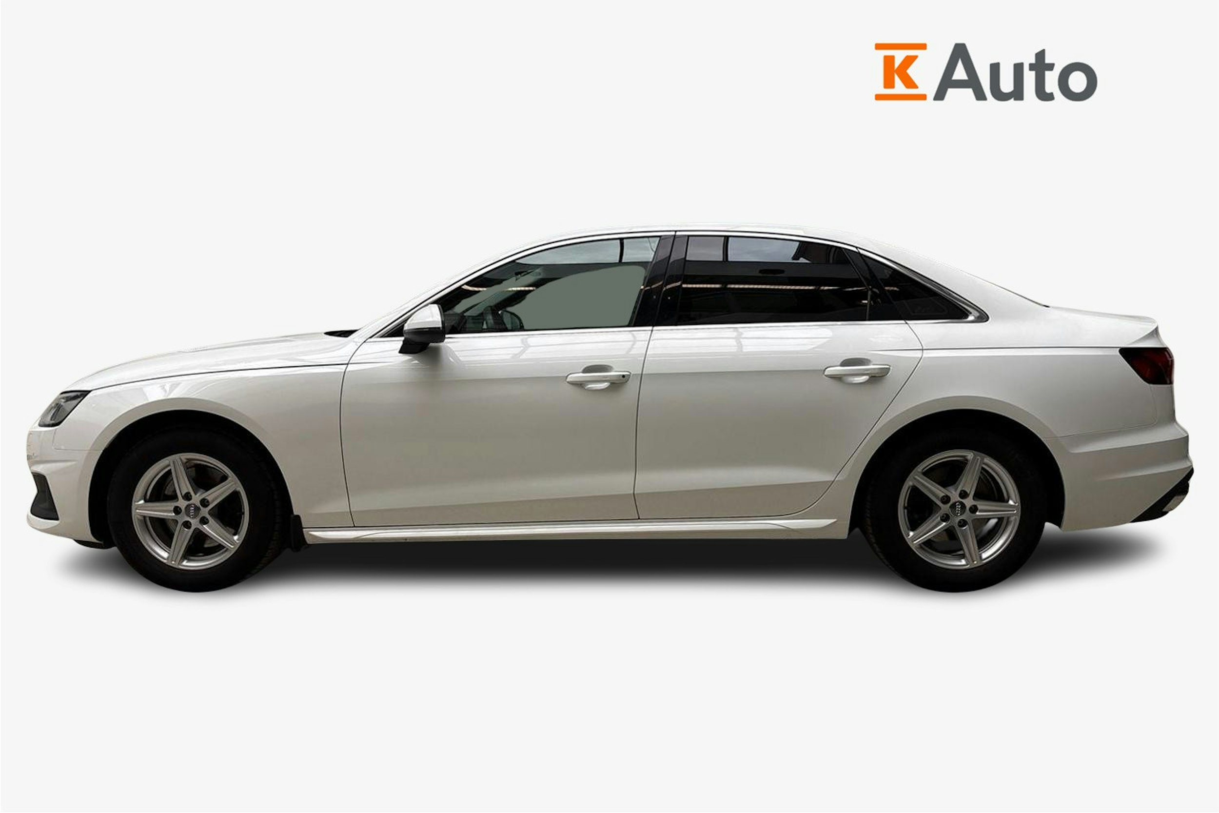 valkoinen Audi A4 2020 kuva 6.