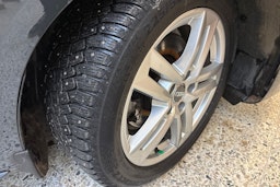 harmaa Audi A4 2020 kuva 13.