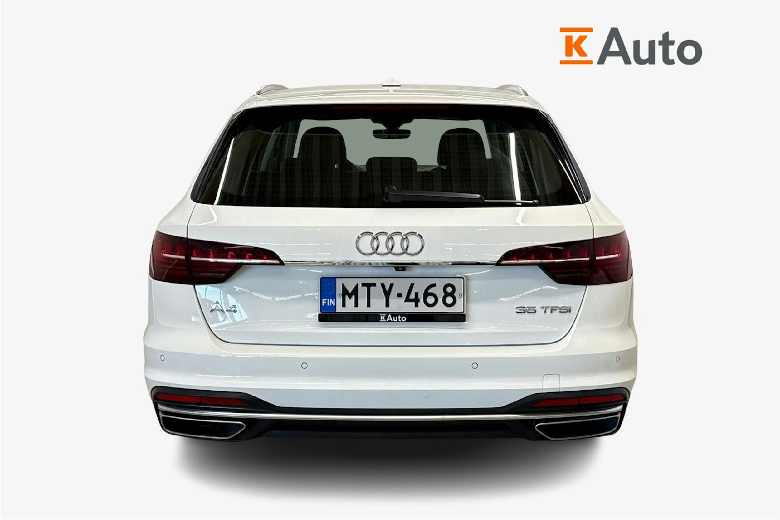 Valkoinen Audi A4 2020 kuva 3.