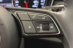 Valkoinen Audi A4 2020 kuva 14.