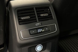 Valkoinen Audi A4 2020 kuva 24.